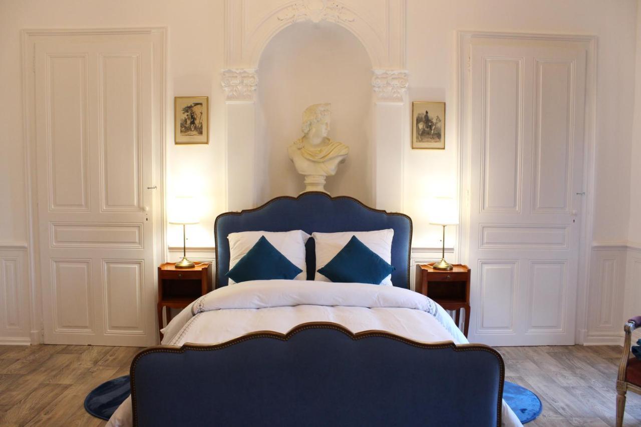 Le Napoleon Hotel Люксойл-ле-Бан Екстериор снимка